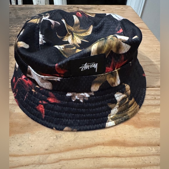 Stussy X UO Floral Mesh Bucket Hat size S/M 9” diameter - Picture 1 of 5